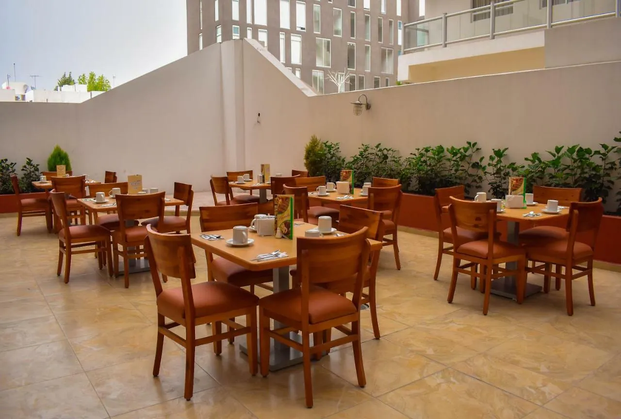 Hotel Rru Puebla Mexico